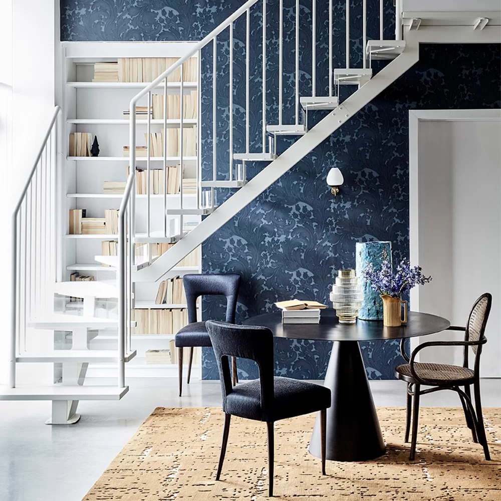 0260TUBLUEZ - Tulip Wallpaper - Blue Black - Little Greene