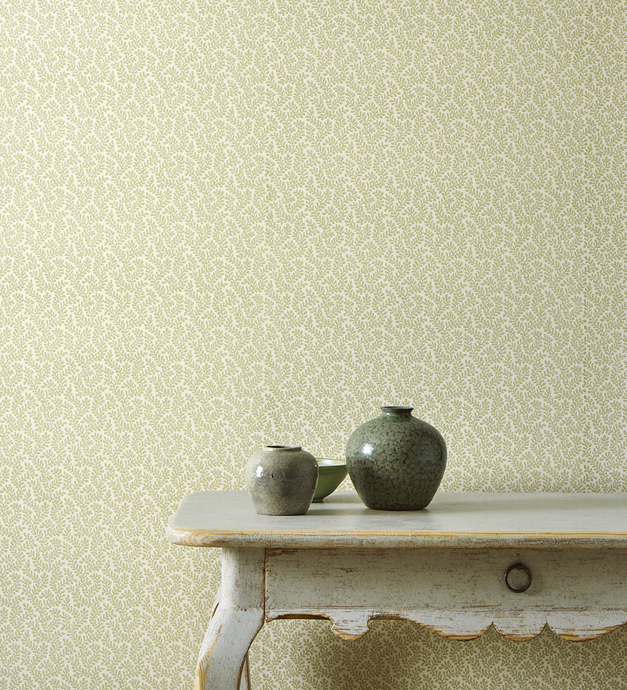 07985/07 - Rushmere Wallpaper - Willow Green - Colefax & Fowler