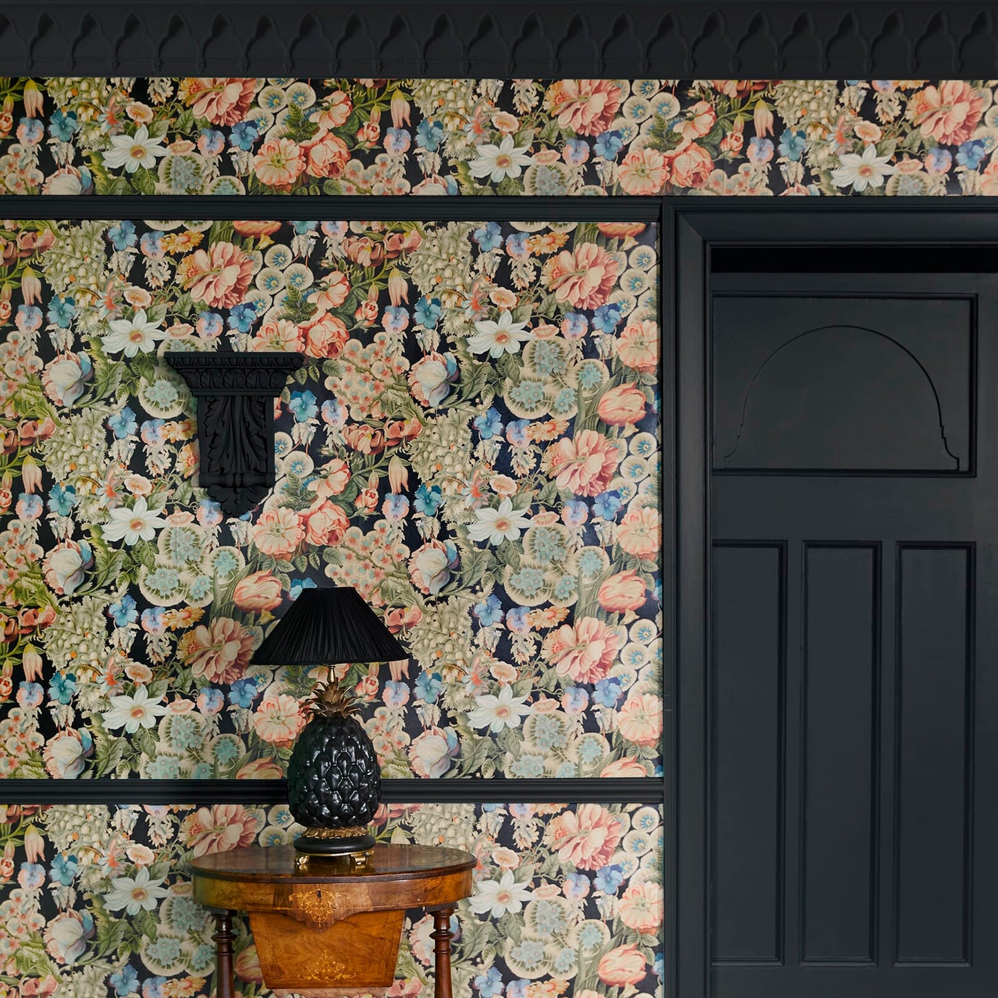 1-WA-AMT-DI-NOI-XXX - Amatoria Wallpaper - Noir - House of Hackney
