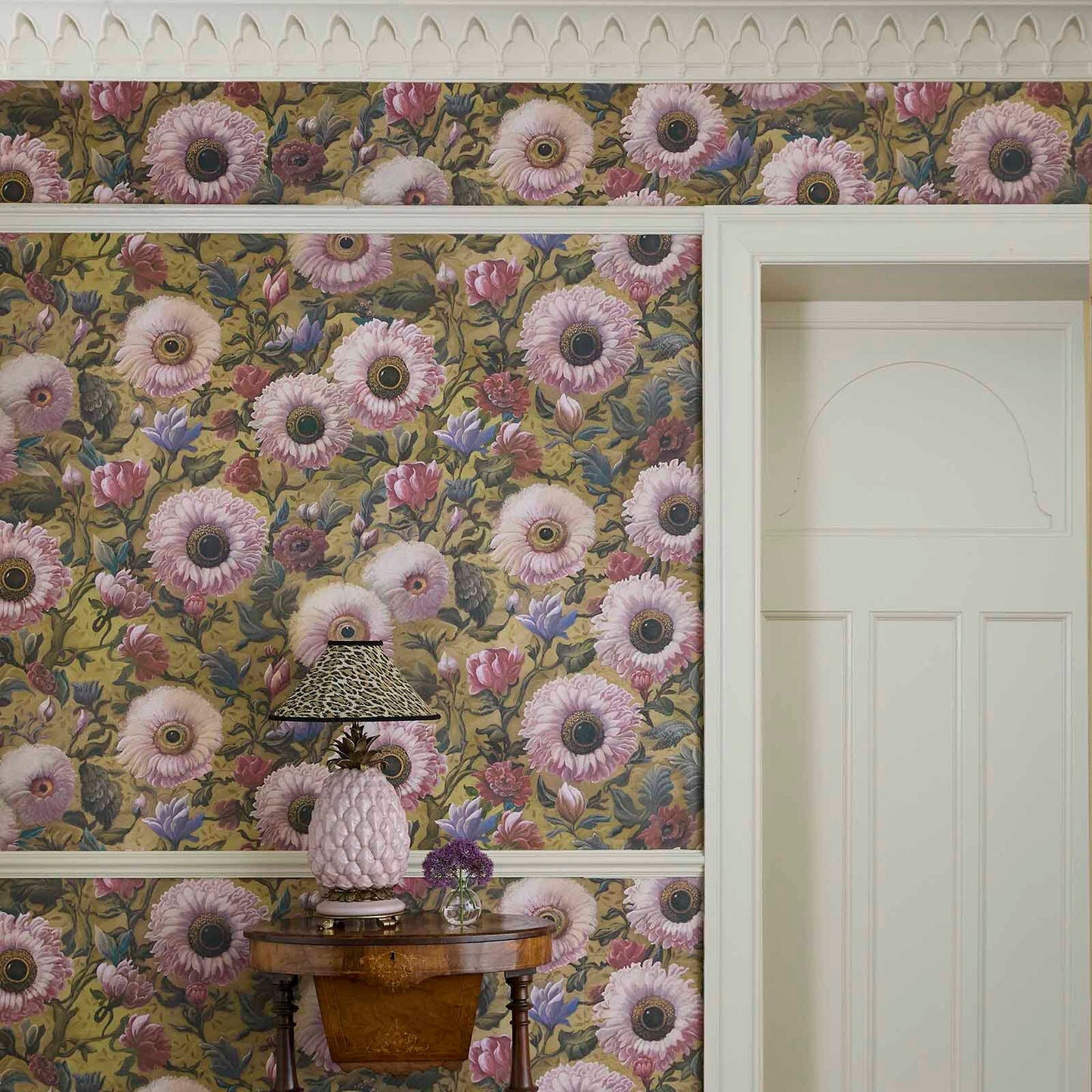 1-WA-APC-DI-AUO-XXX - Apricus Wallpaper - Aurelian - House of Hackney