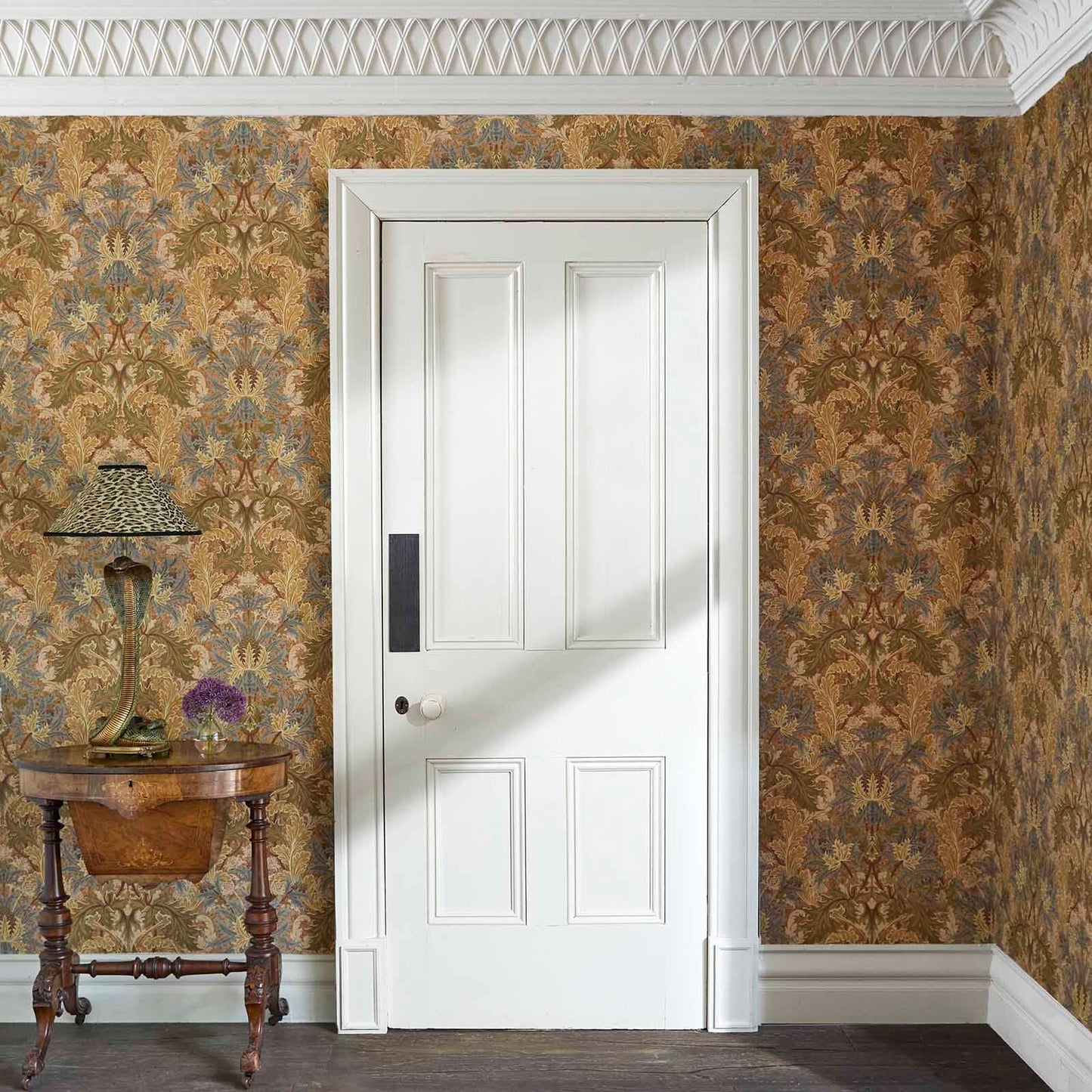 1-WA-AQF-DI-DAH-XXX - Aquifolia Cork Wallpaper - Dahlia - House of Hackney
