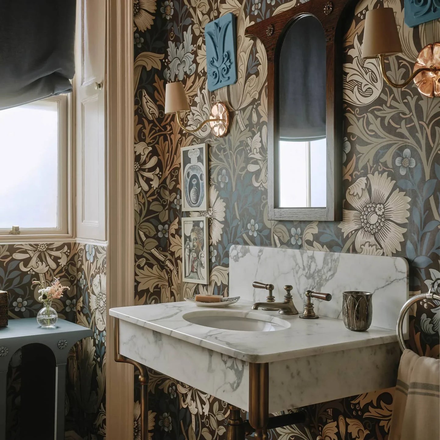 1-WA-CMM-DI-BAK-XXX - Compton Magna Wallpaper - Bark - House of Hackney