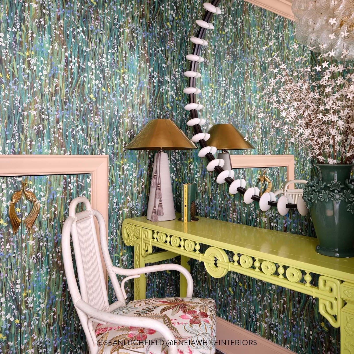 1-WA-GAL-DI-VRD-XXX - Galanthi Wallpaper - Viridis - House of Hackney