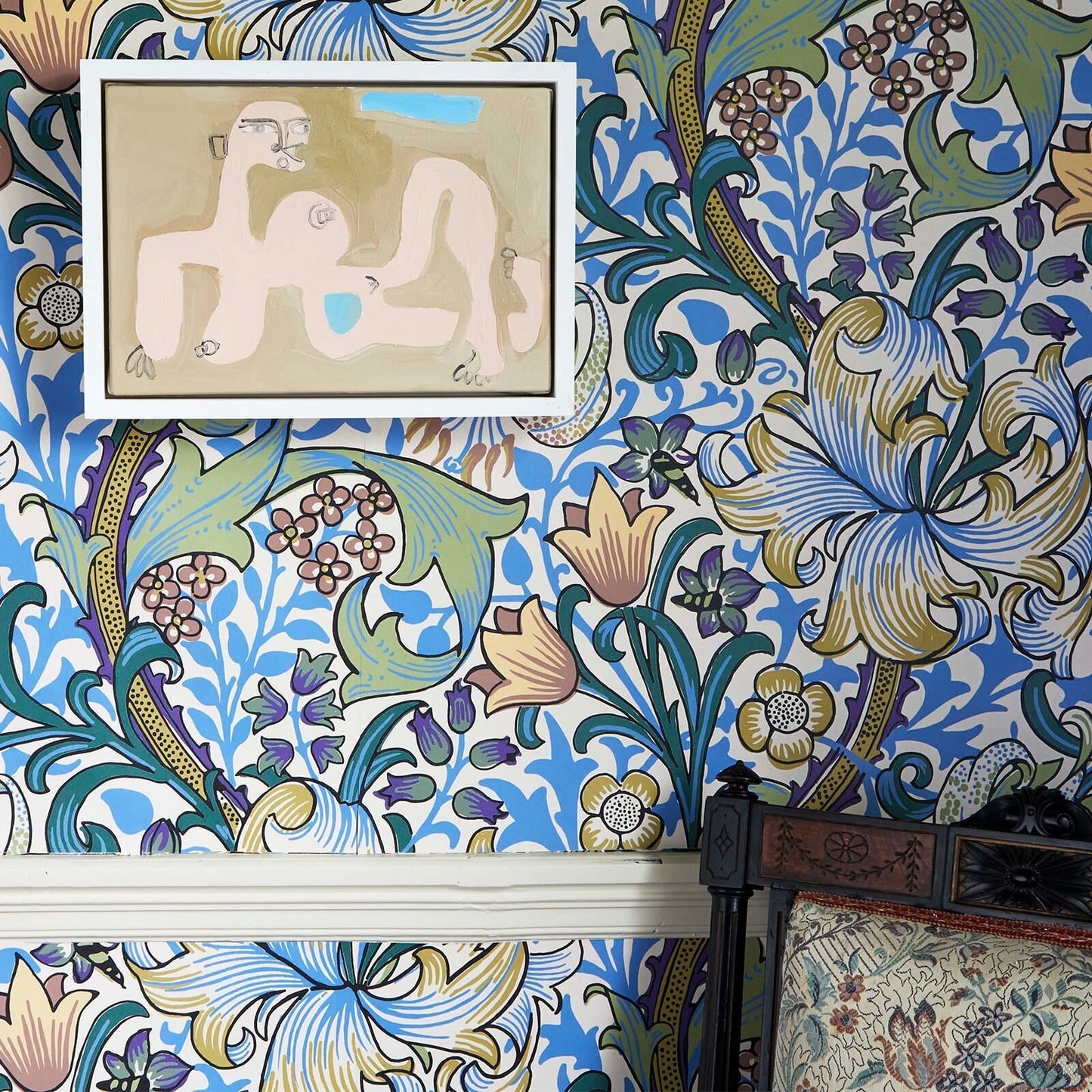 1-WA-GOL-DI-SKY-XXX - Golden Lily Wallpaper - Sky - House of Hackney