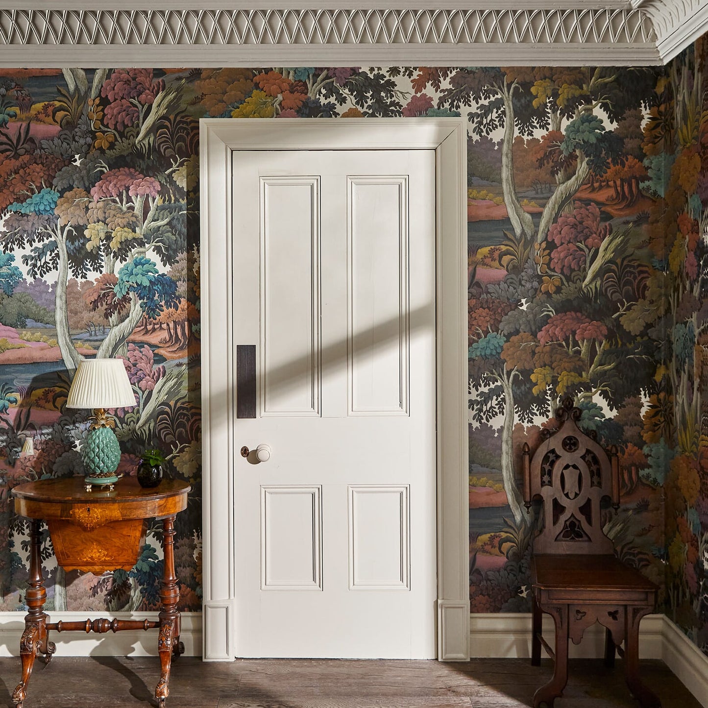1-WA-PLA-DI-PRI-XXX - Plantasia Wallpaper - Prism - House of Hackney
