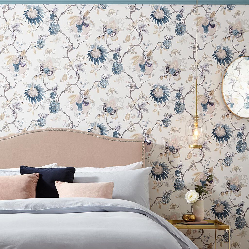 105763 - Bordado Wallpaper - Dusk - Graham & Brown