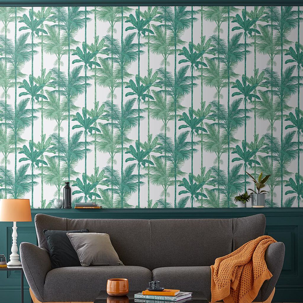 105913 - Jungle Wallpaper - Luscious Green - Graham & Brown
