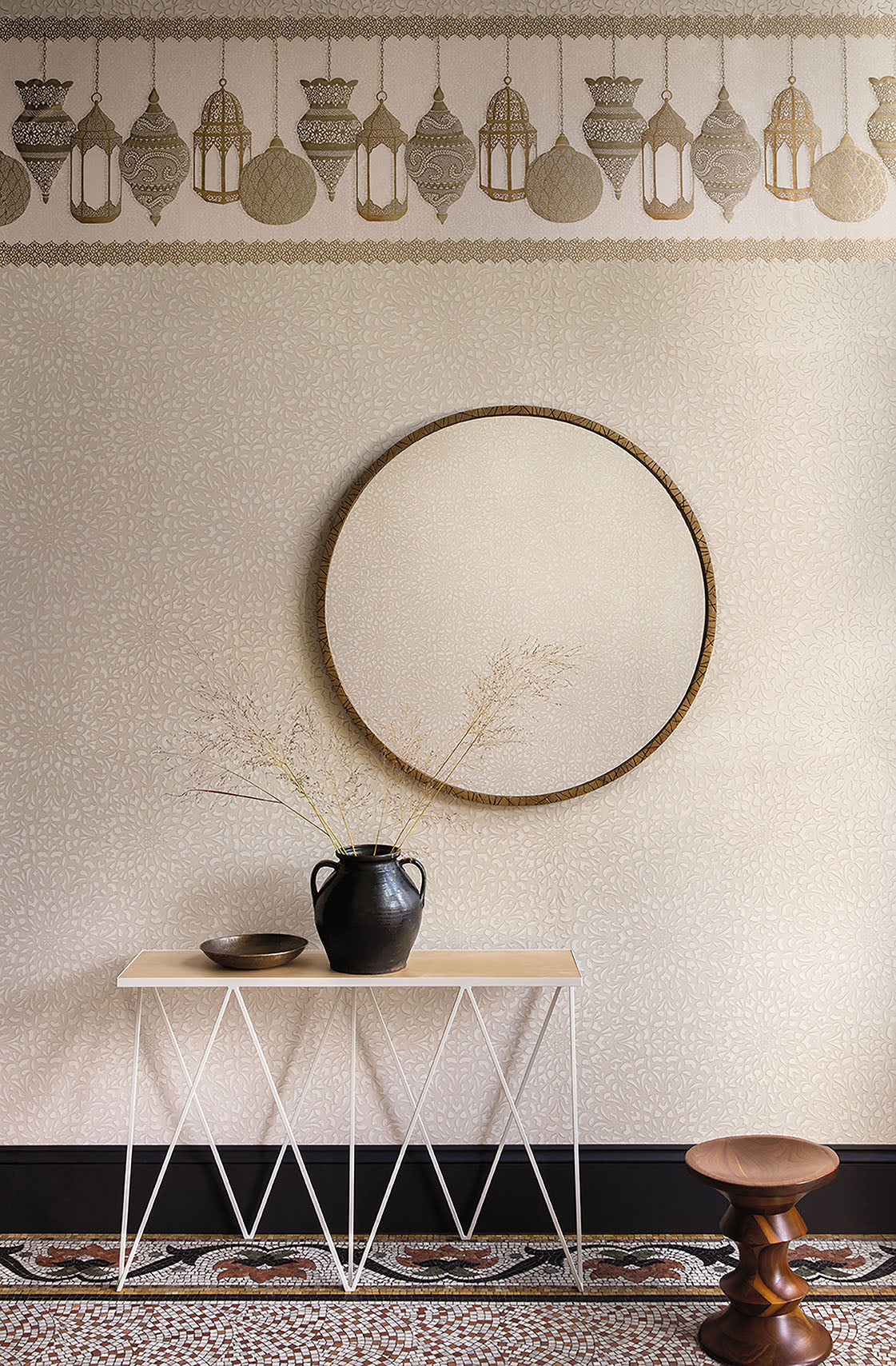 113/6014 - Fez Border Wallpaper - Metallic Gilver & Parchment - Cole & Son