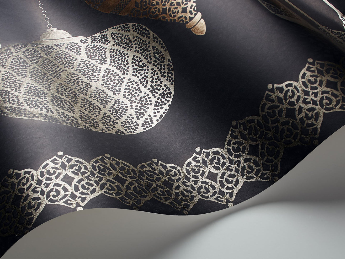 113/6015 - Fez Border Wallpaper - Metallic Silver & Metallic Bronze on Charcoal - Cole & Son
