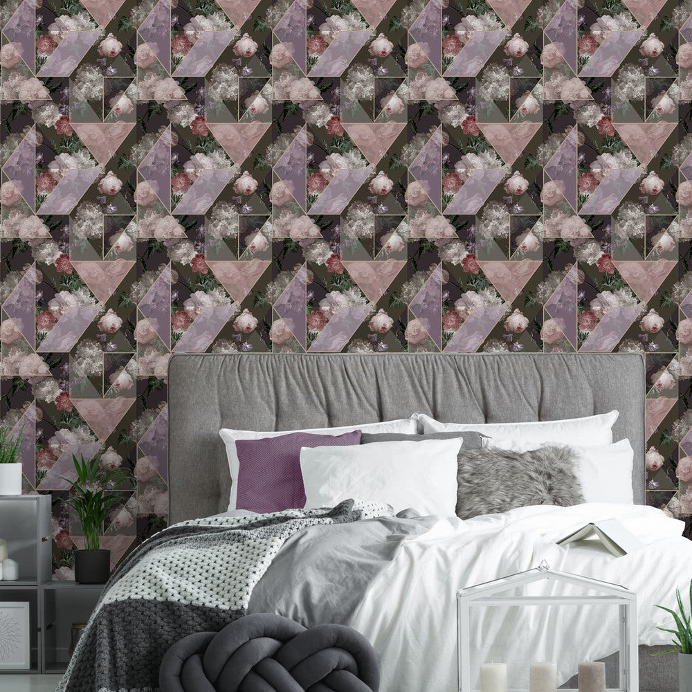 117737 - Medley Wallpaper - Fig - Superfresco Easy