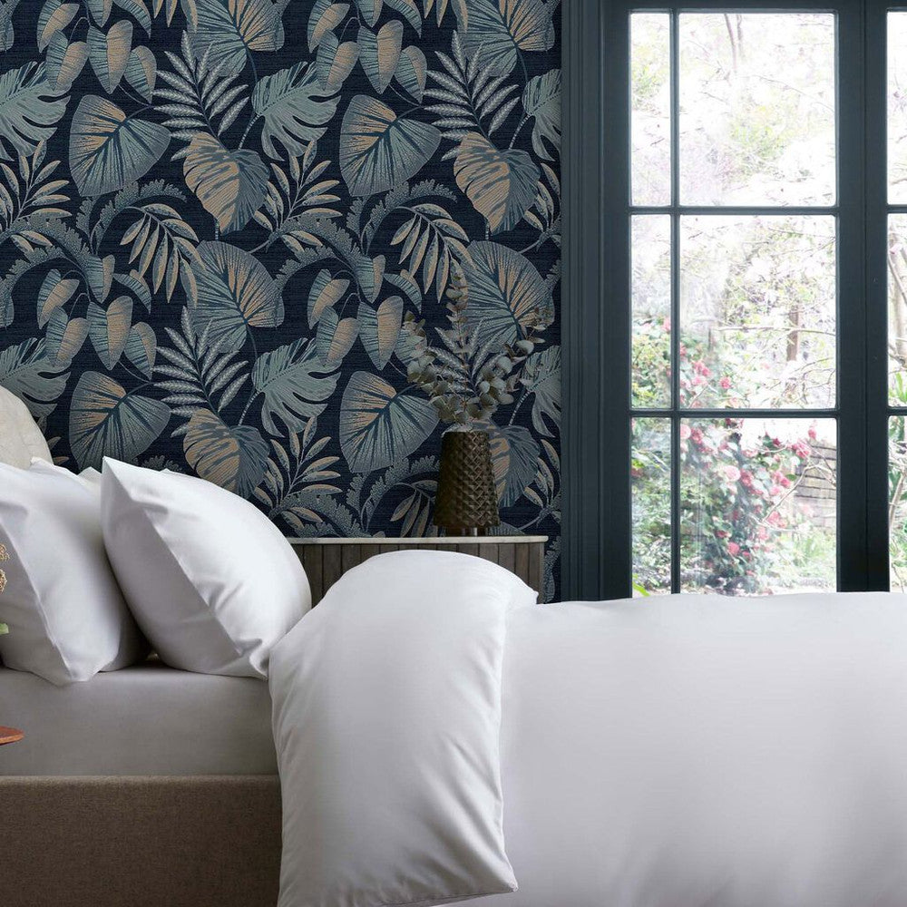 118298 - Jungle Leaves Wallpaper - Navy - Next