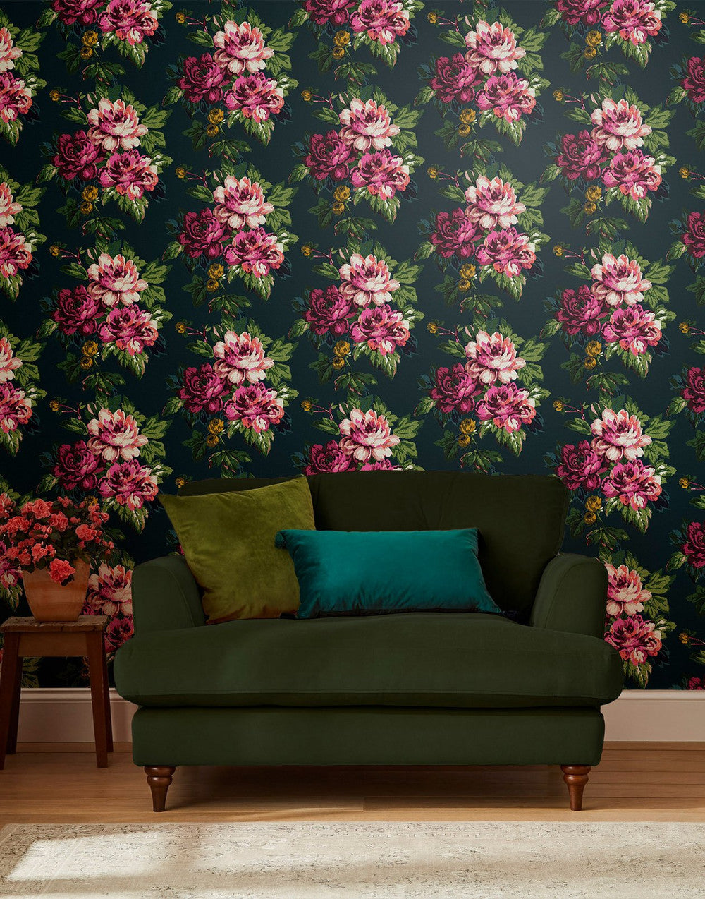 118571 - Invite Floral Wallpaper - Peacock - Joules