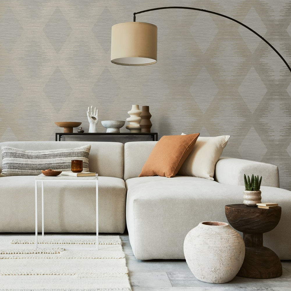120246 - Serenity Geo Wallpaper - Neutral & Gold - Superfresco Easy