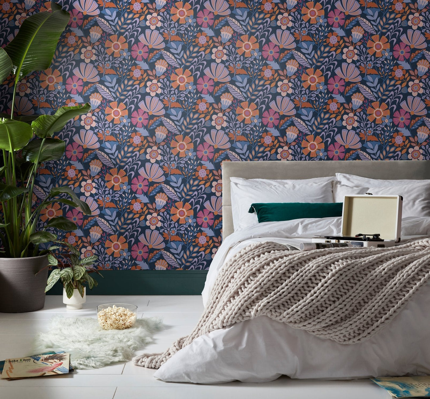 122373 - Oopsy Daisy Wallpaper - Blue Lilac Tangerine - Envy