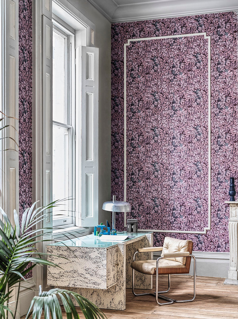 123/10048 - Foglie e Scimmie Wallpaper - Blush with Blue - Cole & Son