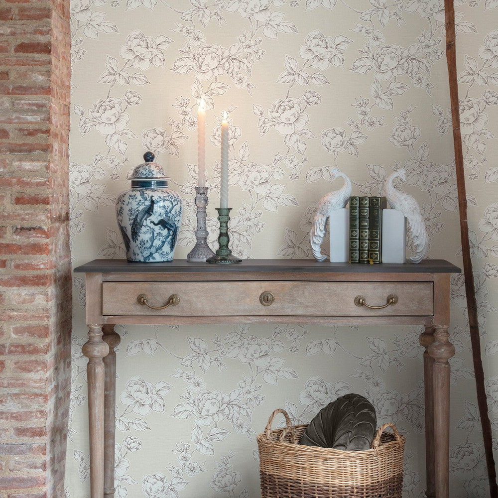 127387 - Pollington Roses Wallpaper - Natural - Laura Ashley