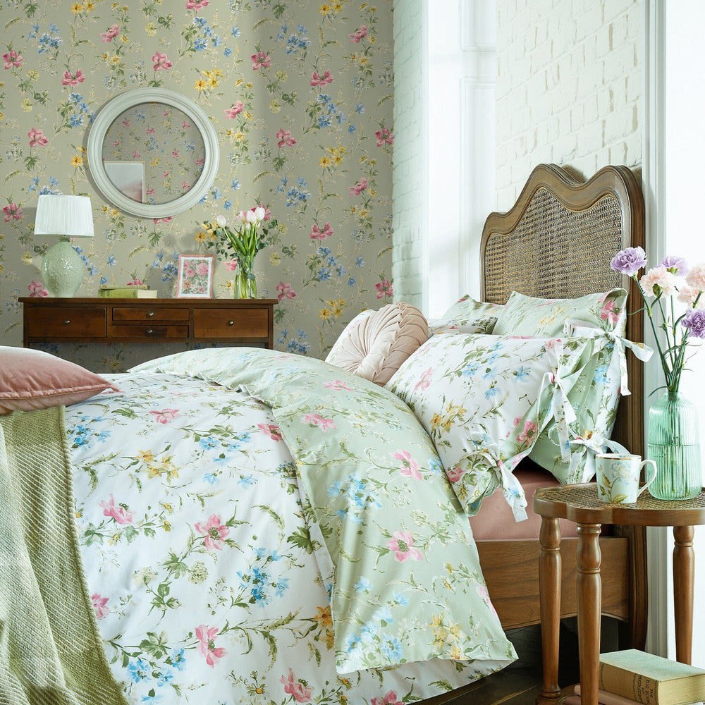 127405 - Poppy Meadow Wallpaper - Sage Green - Laura Ashley