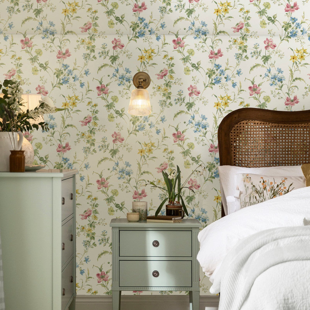 127407 - Poppy Meadow Wallpaper - Multi - Laura Ashley