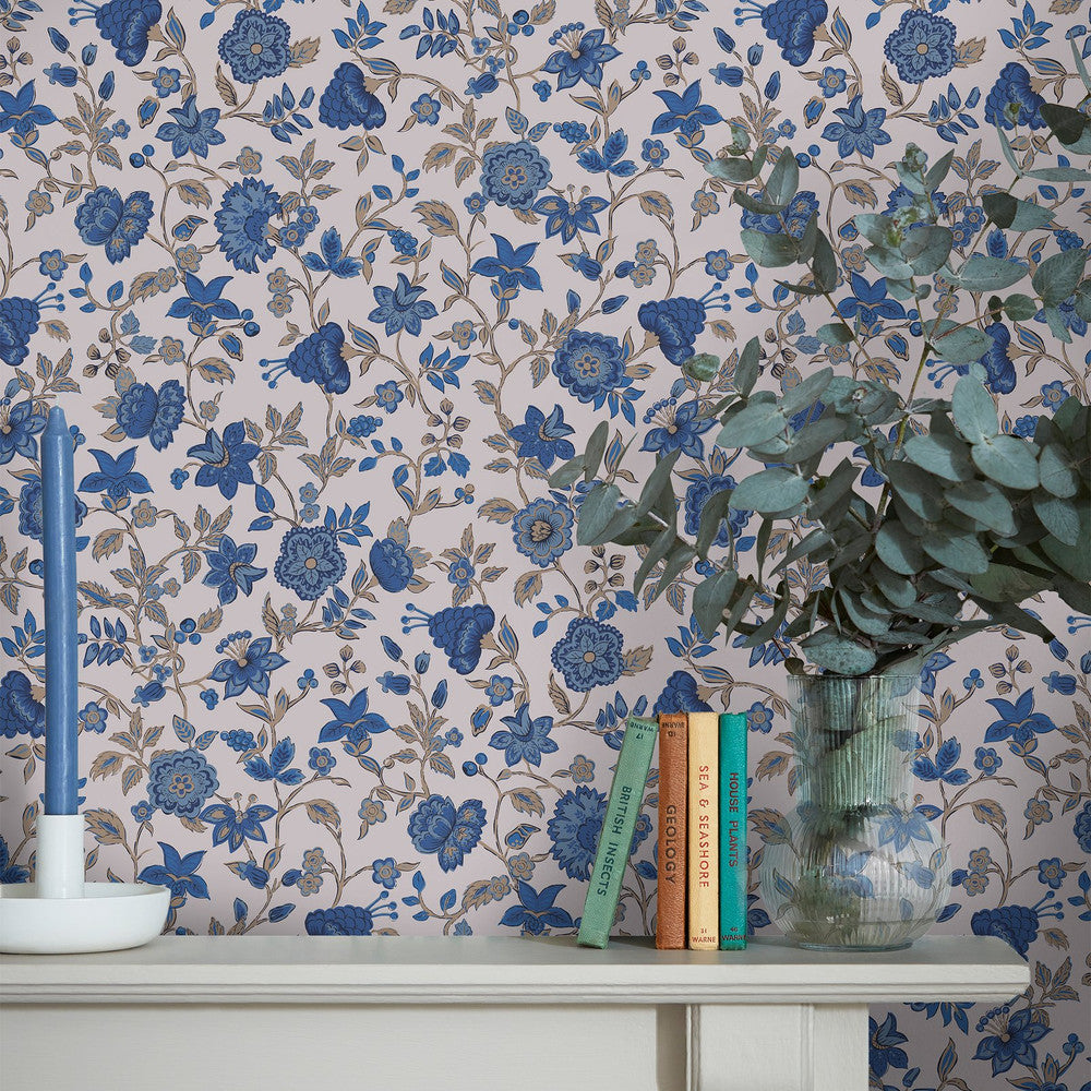 128932 - Trailing Scot Wallpaper - Cream & Blue - Joules