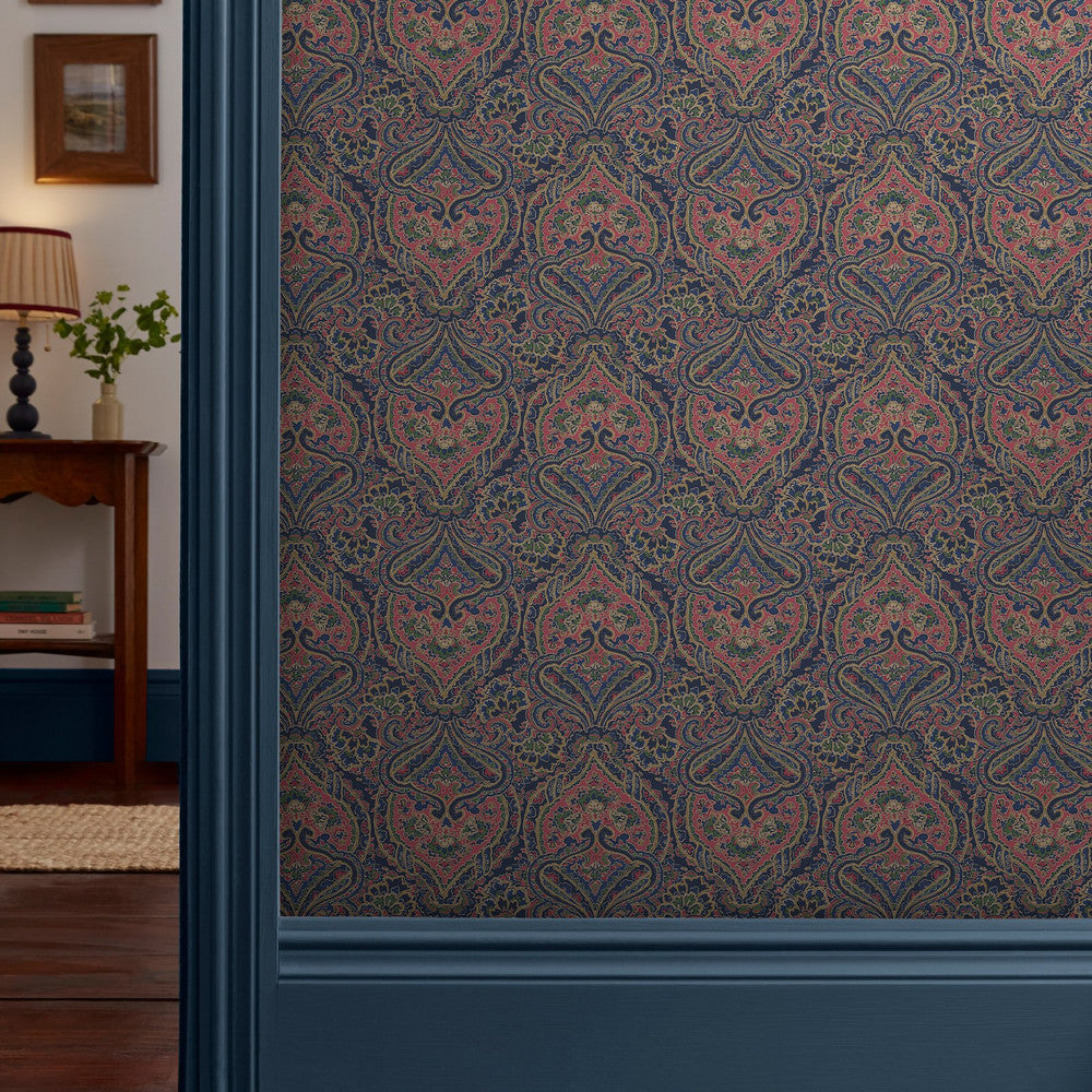 128953 - Opulent Paisley Wallpaper - Navy - Joules