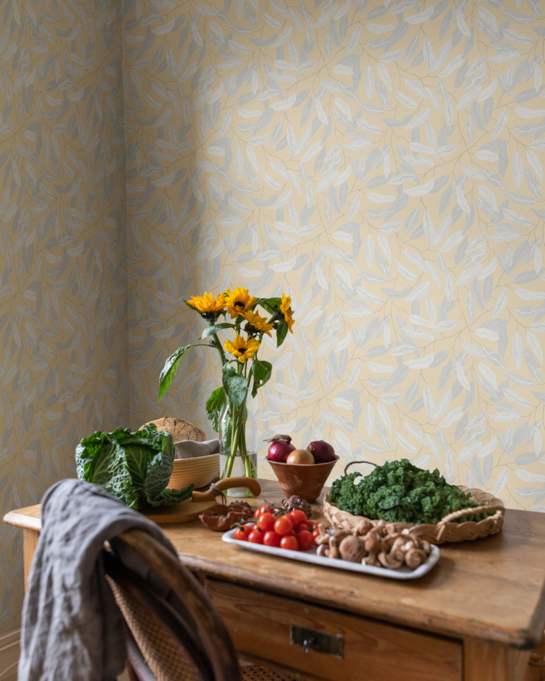 15903 - Florian Wallpaper - Yellow - Midbec