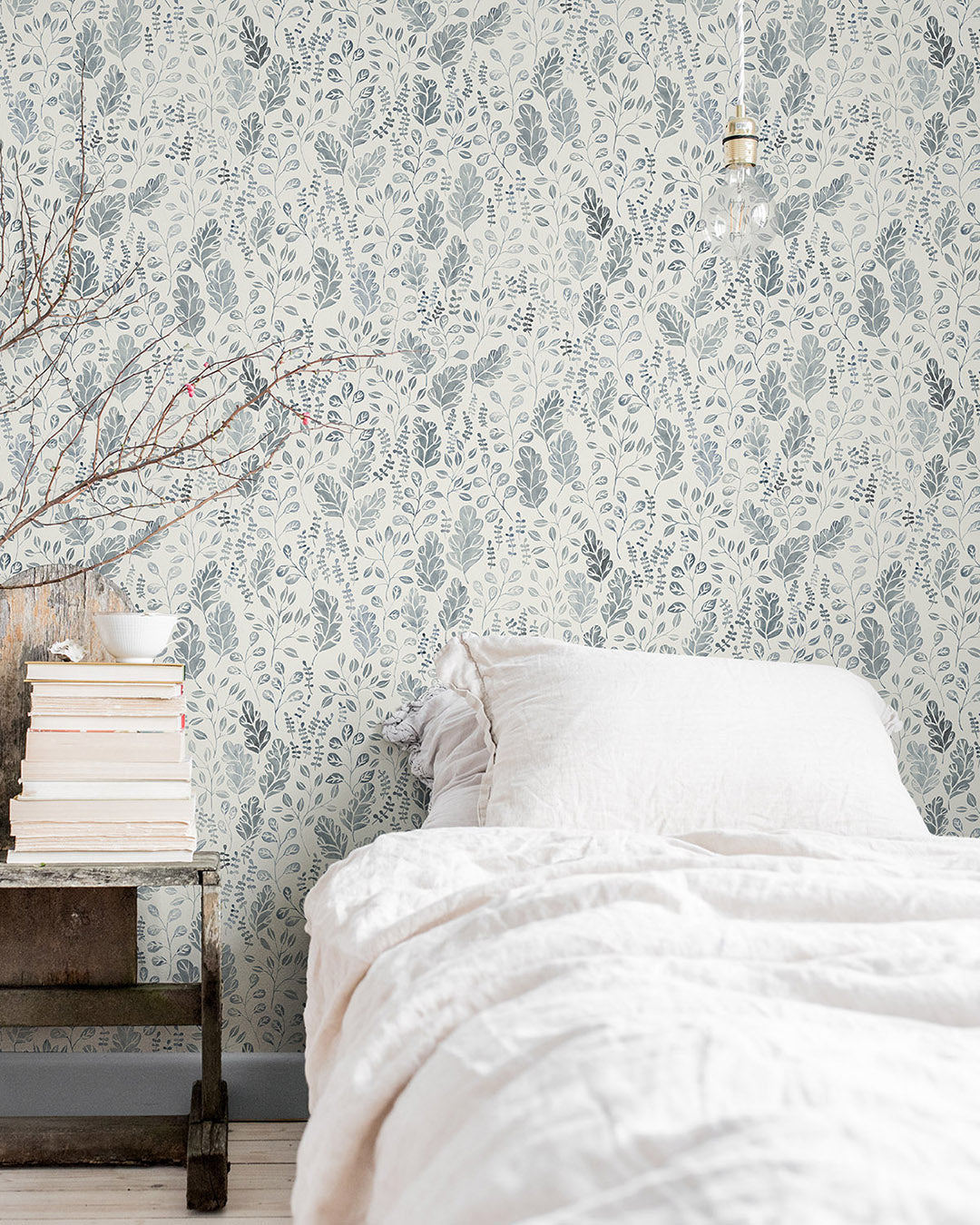27013 - Vera Wallpaper - Blue - Midbec