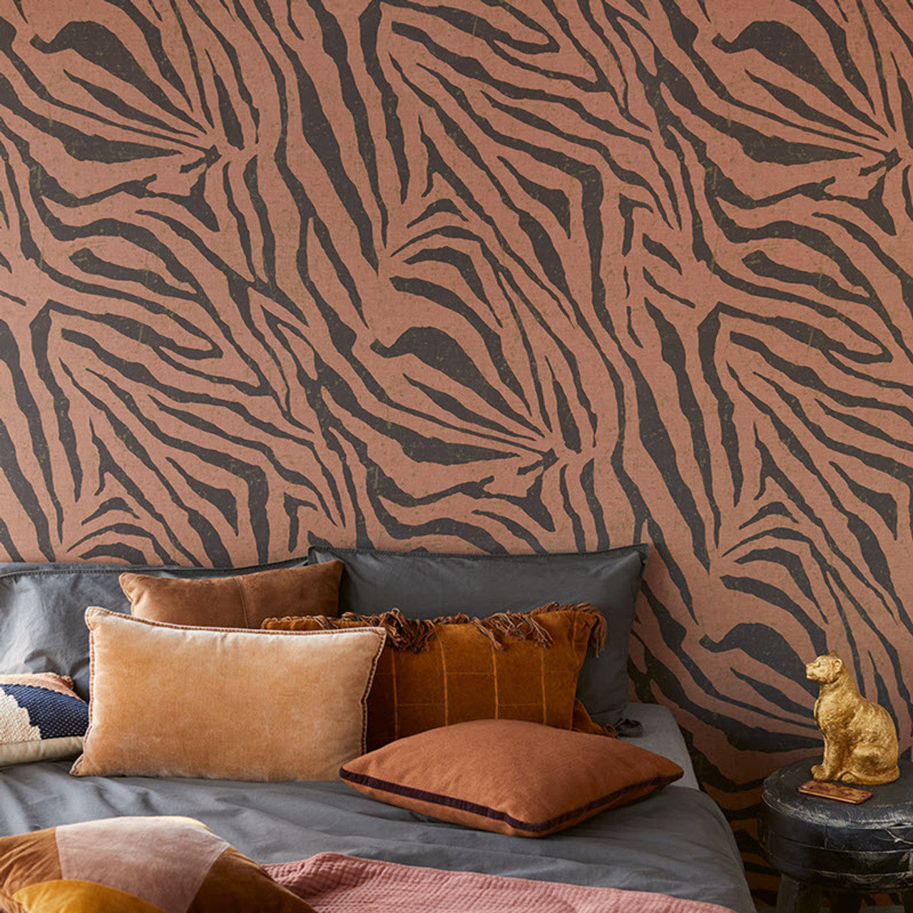 300605 - Skin Mural Wallpaper - Red - Eijffinger