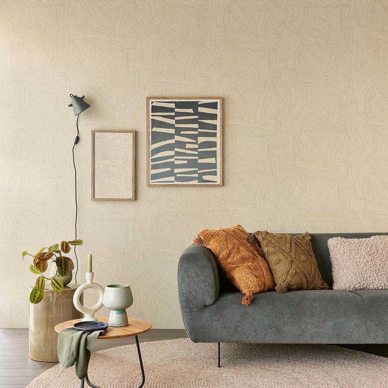318011 - Directional Curve Twist Wallpaper - Beige - Eijffinger