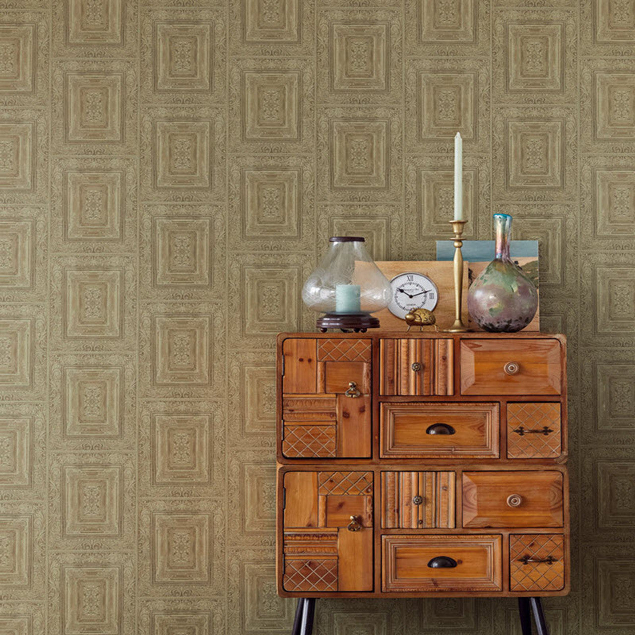 382521 - Stature Traditional Wallpaper - Green - Eijffinger