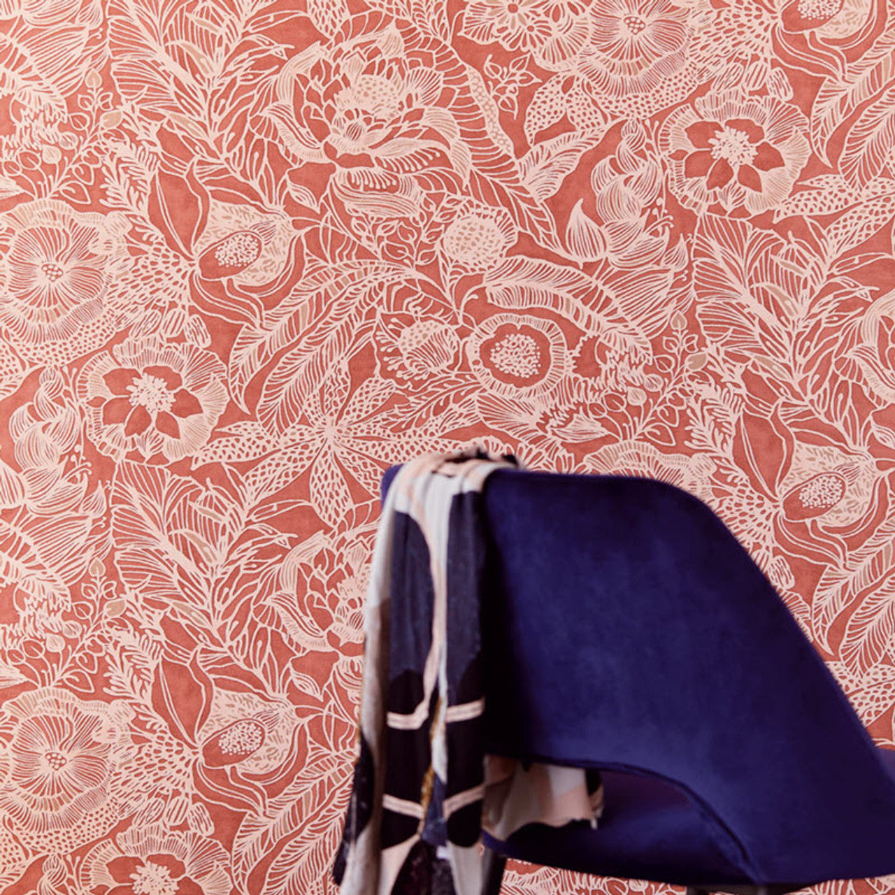 386515 - Enso Floral Wallpaper - Coral / Pink - Eijffinger