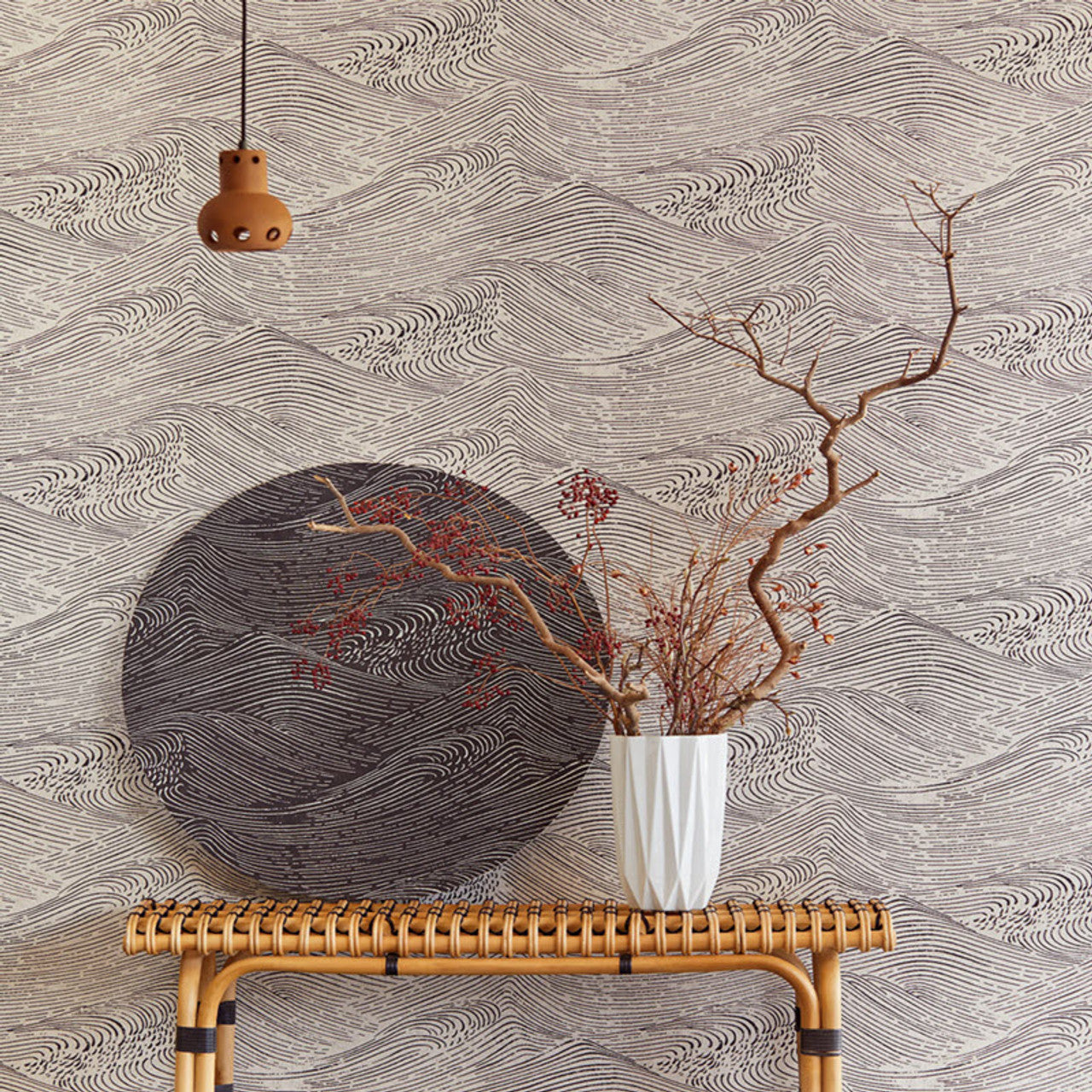 386531 - Enso Wave Wallpaper - Beige / Black - Eijffinger