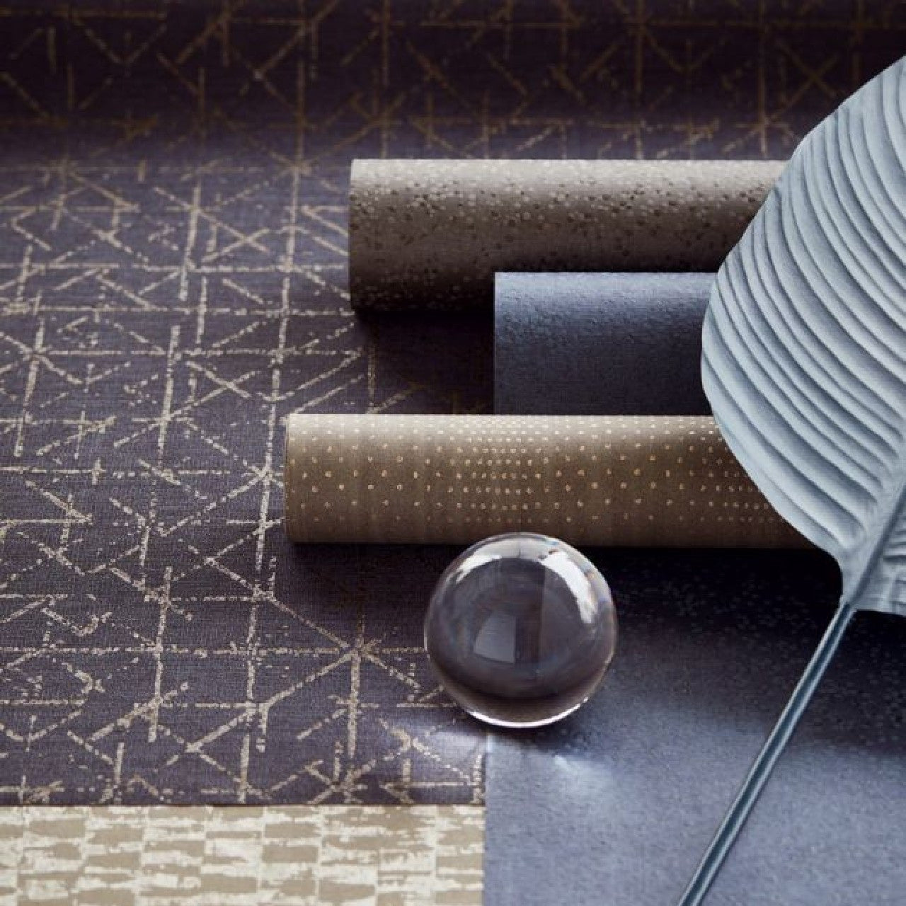 394534 - Geometric Sketch Topaz Wallpaper - Charcoal - Eijffinger