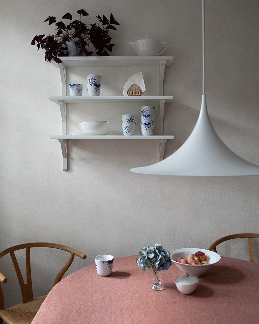61011 - Kalk Berga Wallpaper - Light Gray - Midbec