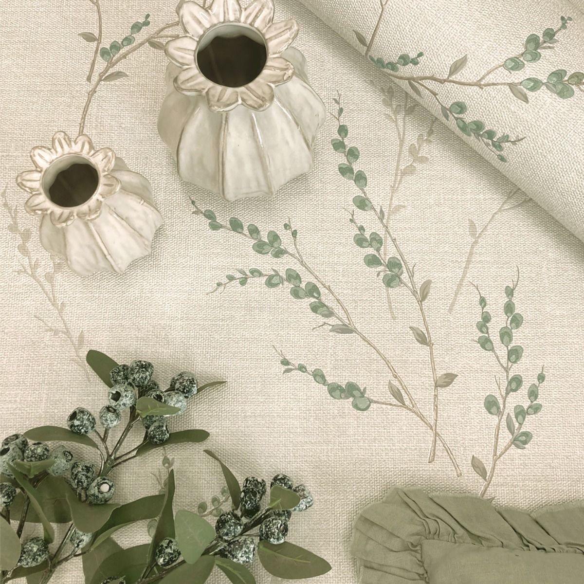 7152 - Carmella Floral Textured Vinyl Wallpaper - Green - Belgravia