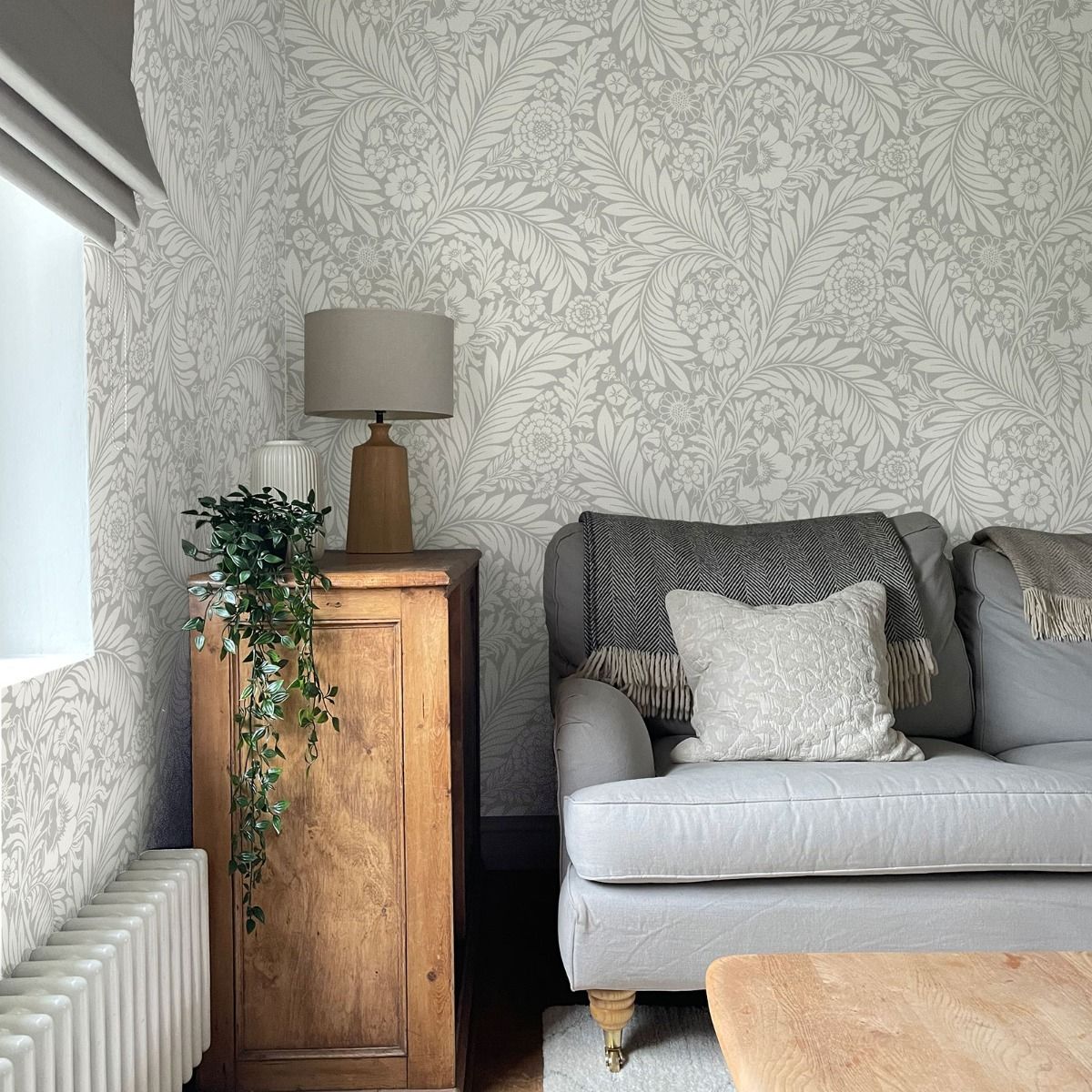 723 - Florence Leaf Wallpaper - Grey - Belgravia