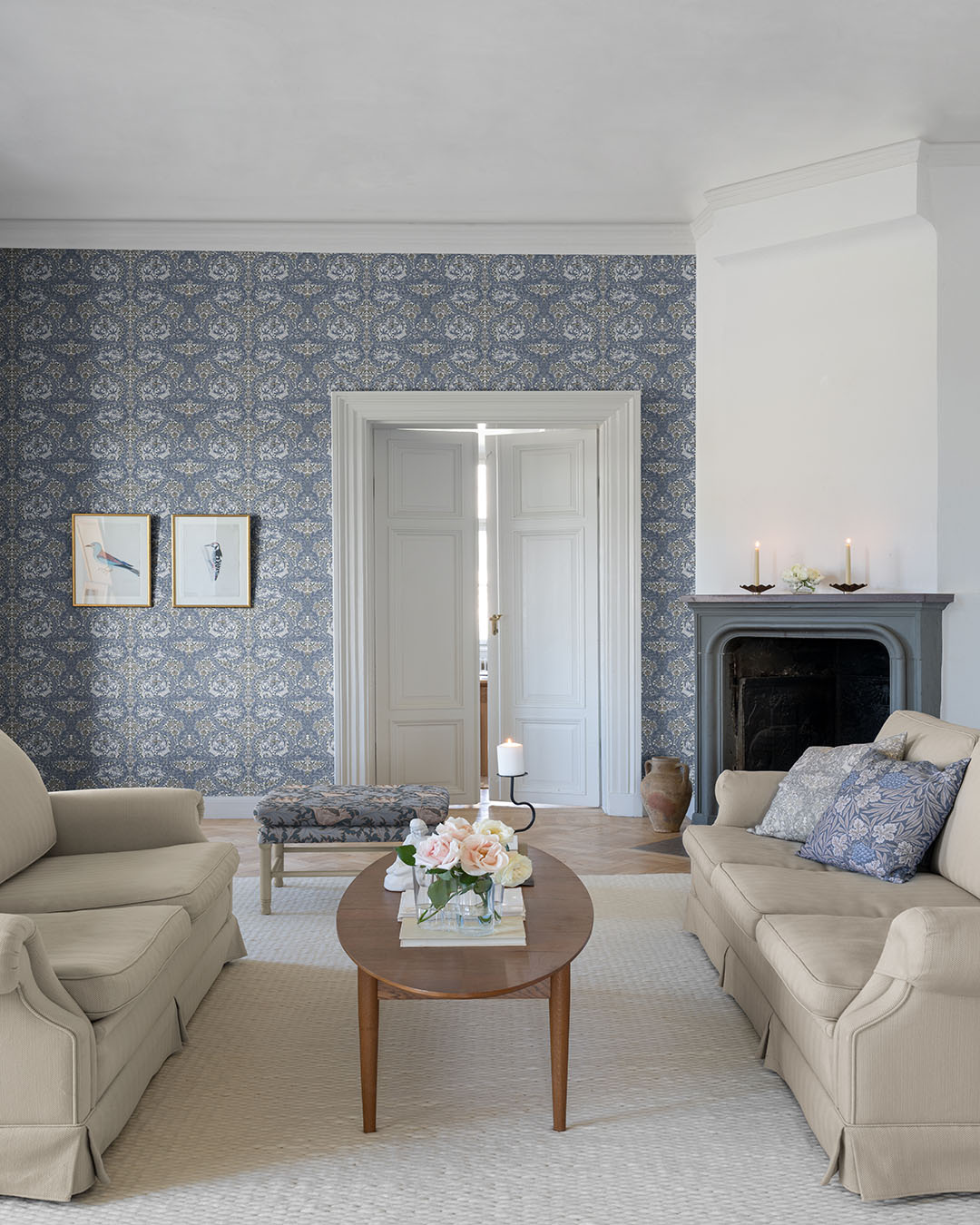 82024 - African Marigold Wallpaper - Blue - Midbec
