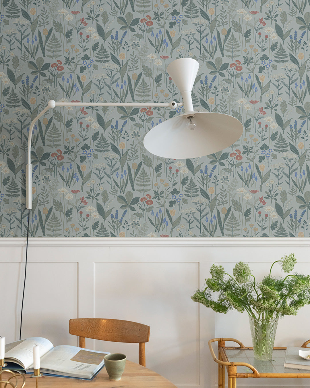 92104 - Elsa Wallpaper - Light Blue - Midbec