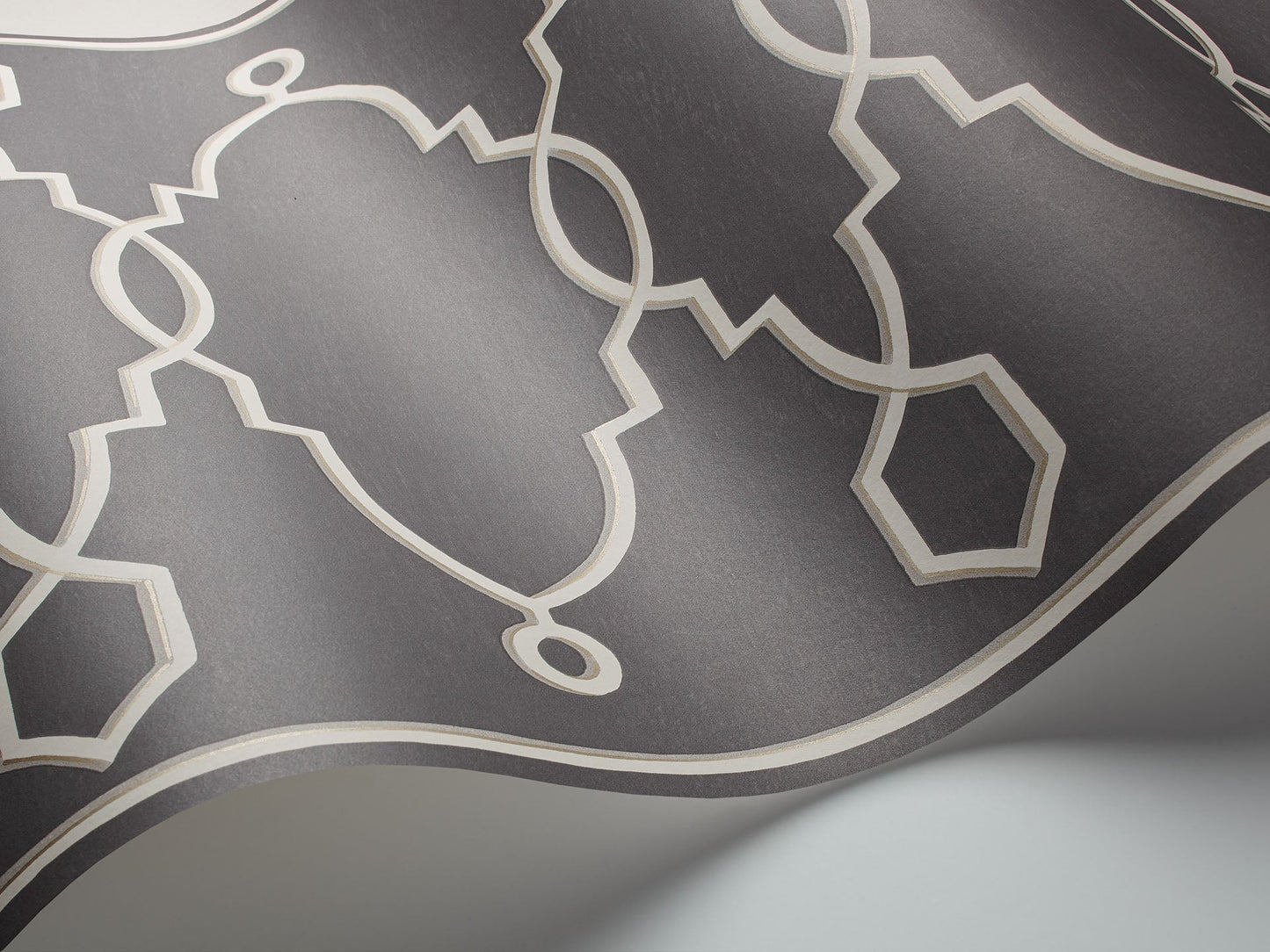 99/3015 - Parterre Border Wallpaper - Soot - Cole & Son