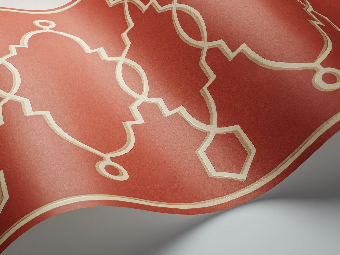 99/3018 - Parterre Border Wallpaper - Rouge - Cole & Son