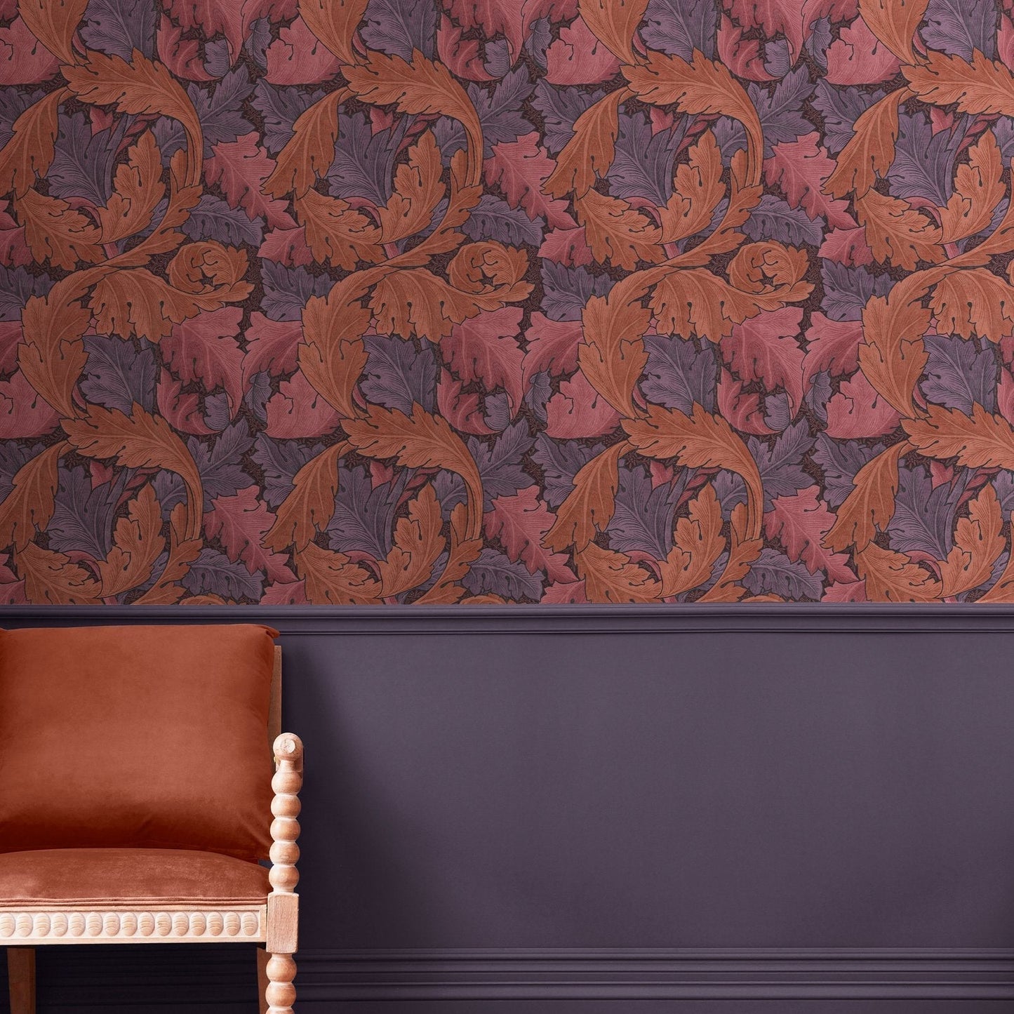 Acanthus Wallpaper - Plum - 124223 - William Morris AH