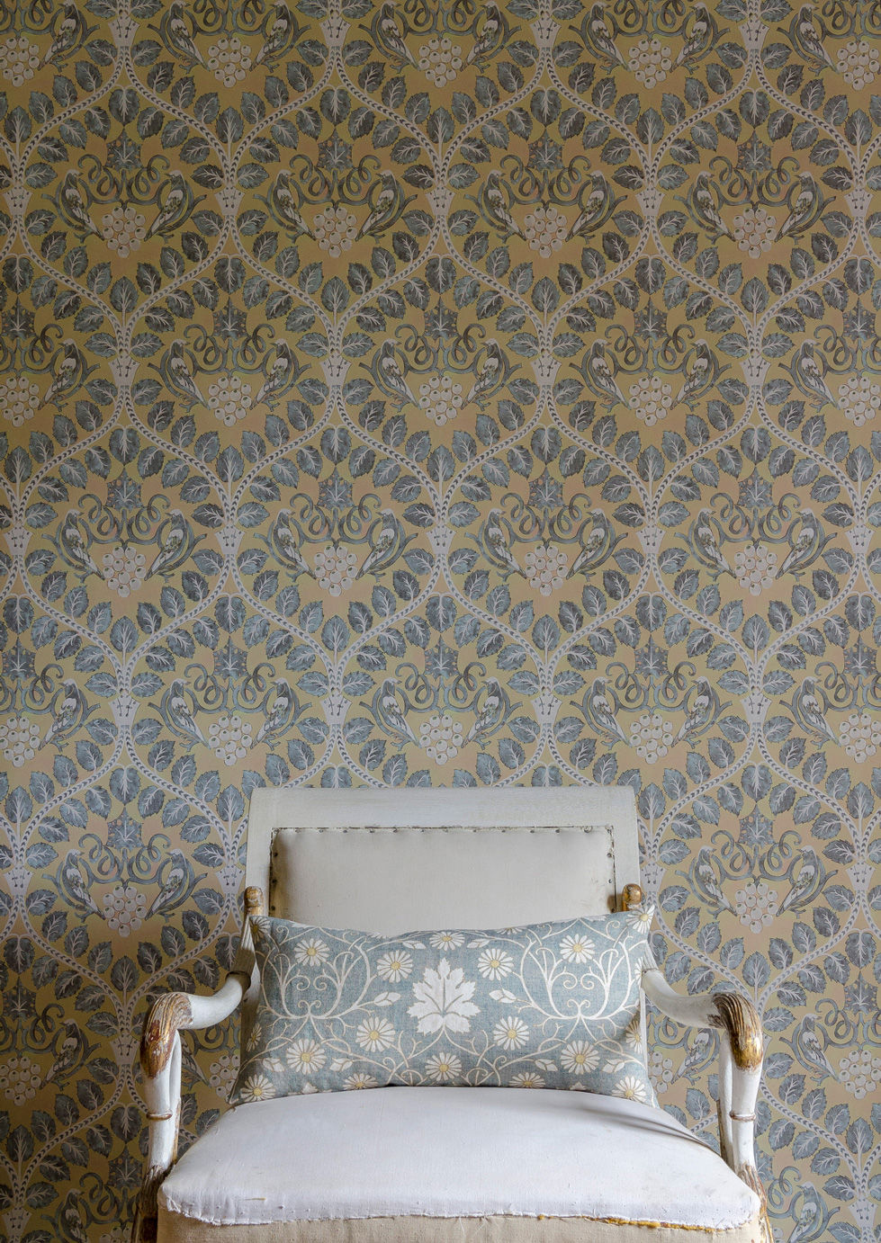 Berry Brothers Wallpaper - Pippin - Lewis & Wood