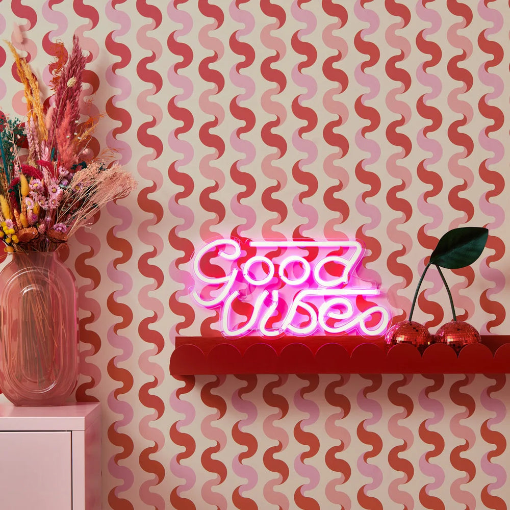 LH900522 - The Hippie Shake Wallpaper - Vintage Pink & Poison Apple - Lust Home