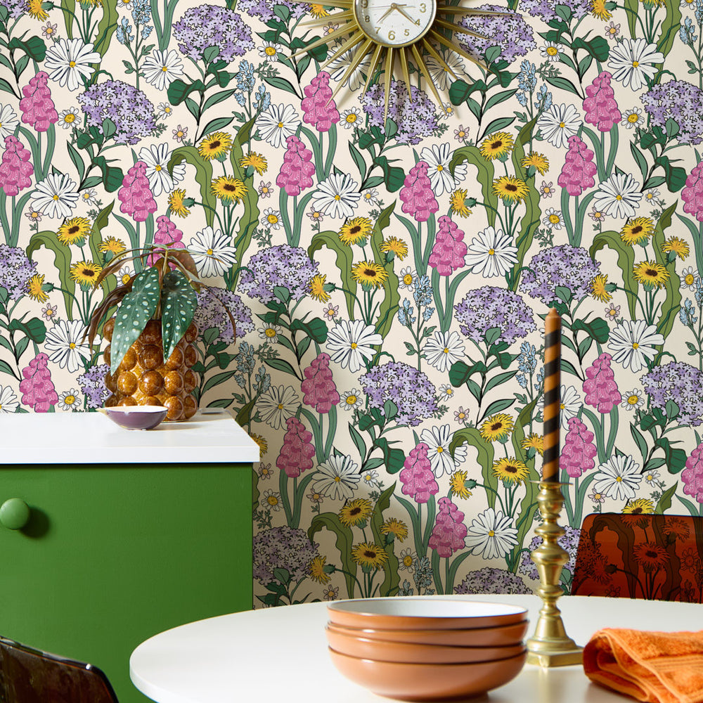 LH900566 - Cottage Garden Wallpaper - Vintage Cream - Lust Home