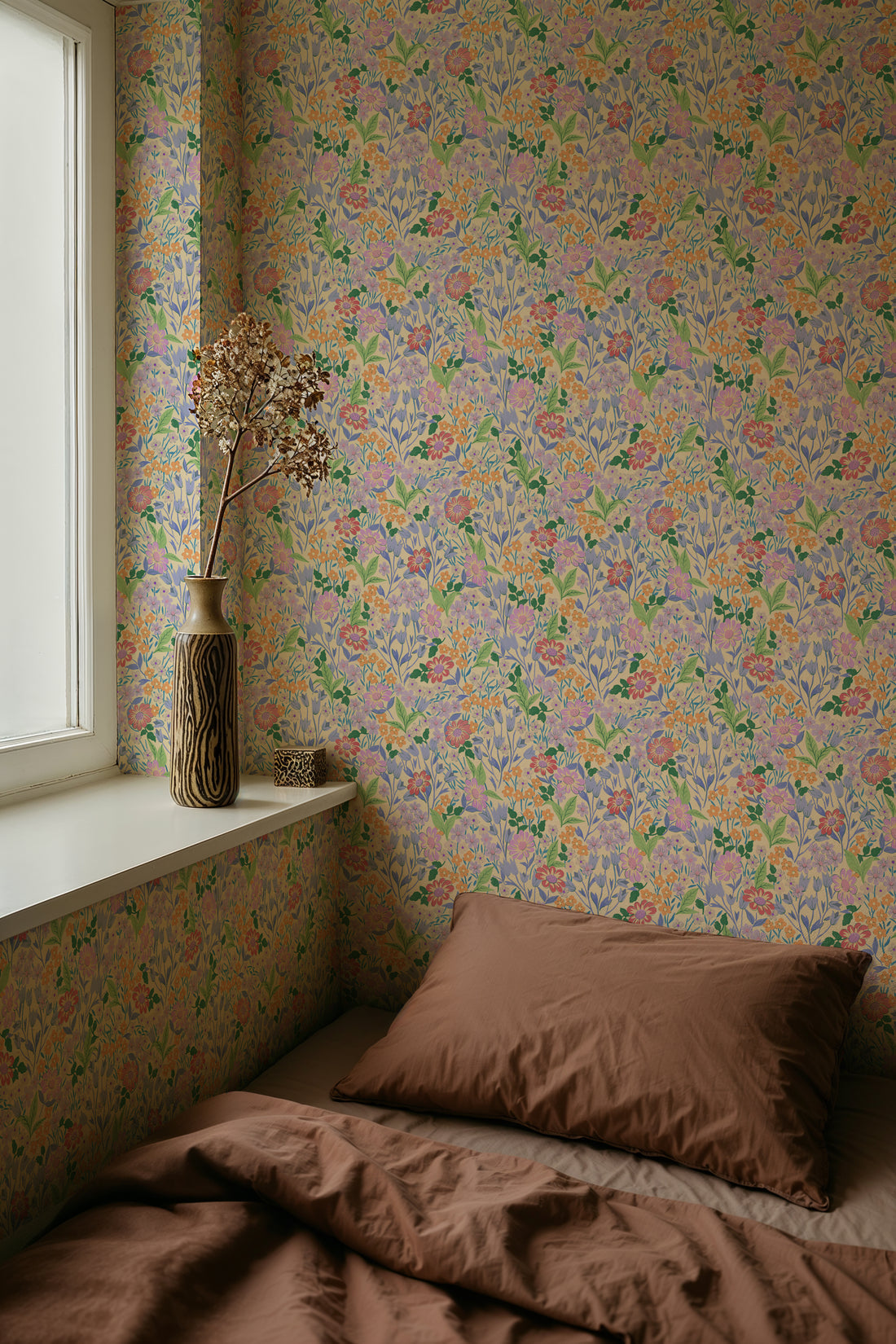 Lola, Petit Wallpaper - Lilac - Summer Gray