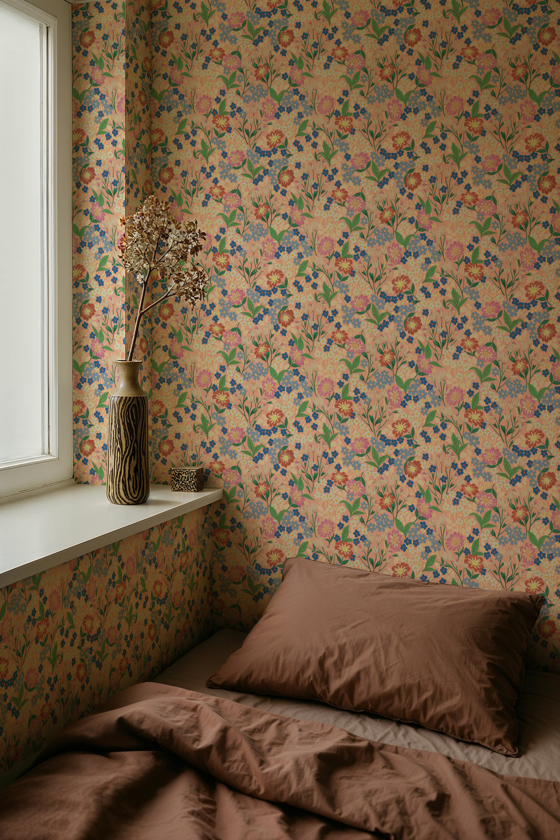 Lola, Petit Wallpaper - Peach - Summer Gray