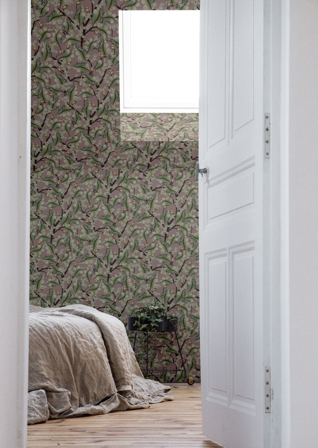 Ranunculus Floral Wallpaper - Dark Lilac - Summer Gray