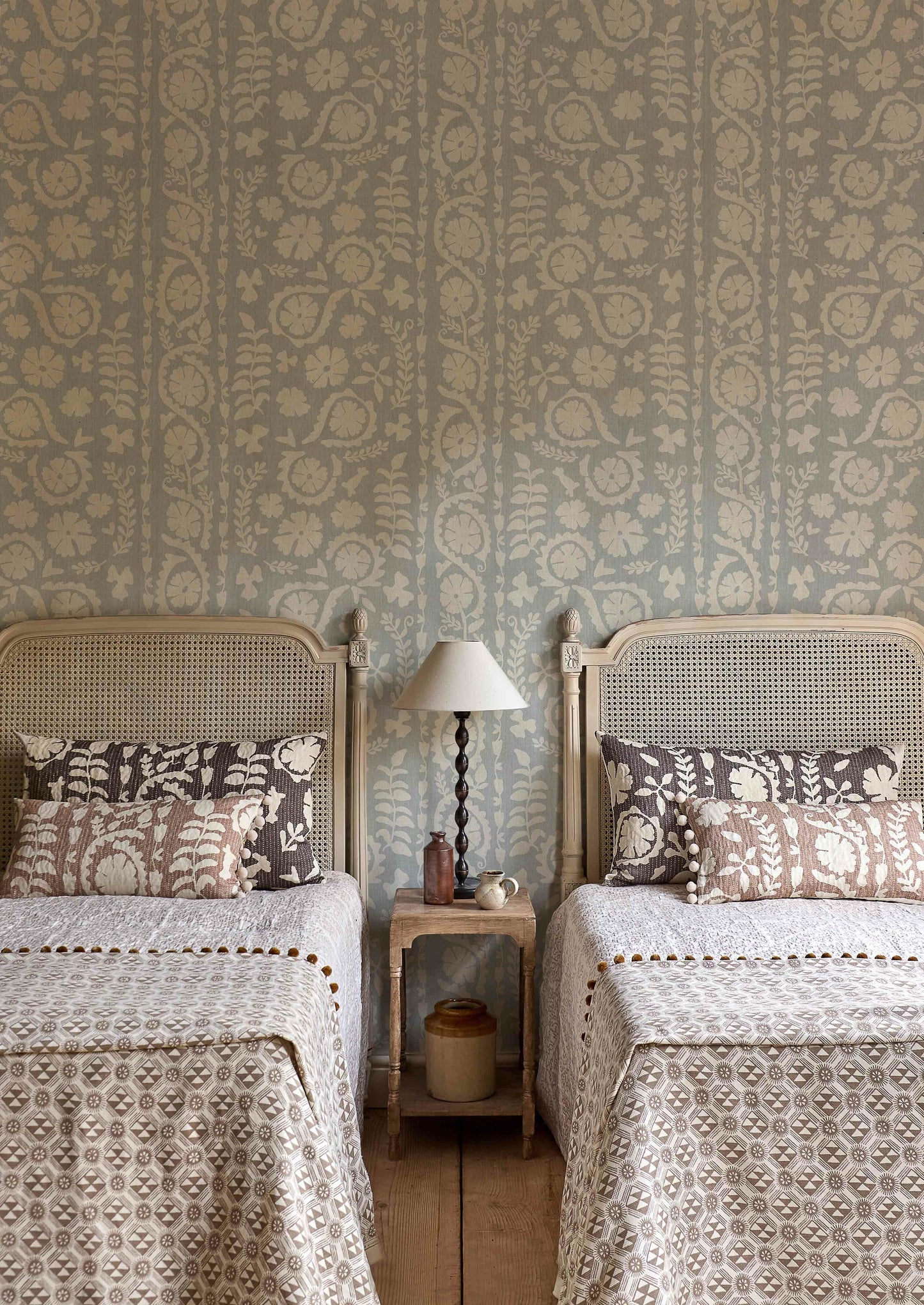 Rosetta Wallpaper - Birch - Lewis & Wood