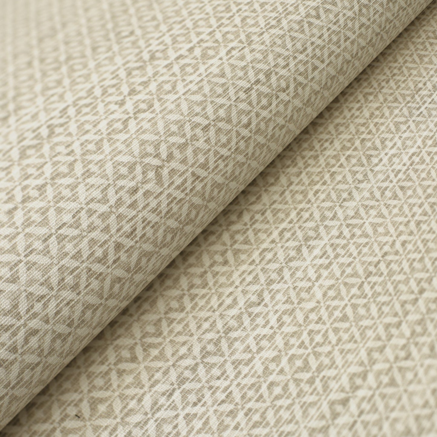 SPVENPOST - Ponte Wallpaper - Stone - Andrew Martin