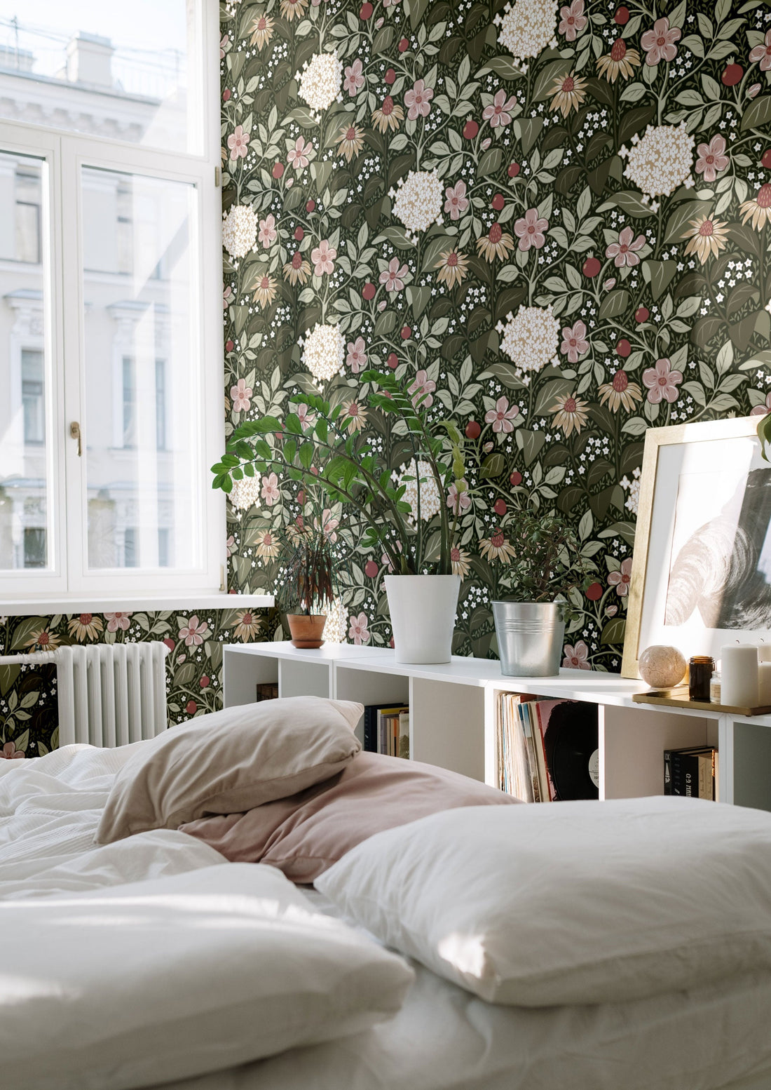 Summer’s Bloom Floral Wallpaper - Green - Summer Gray