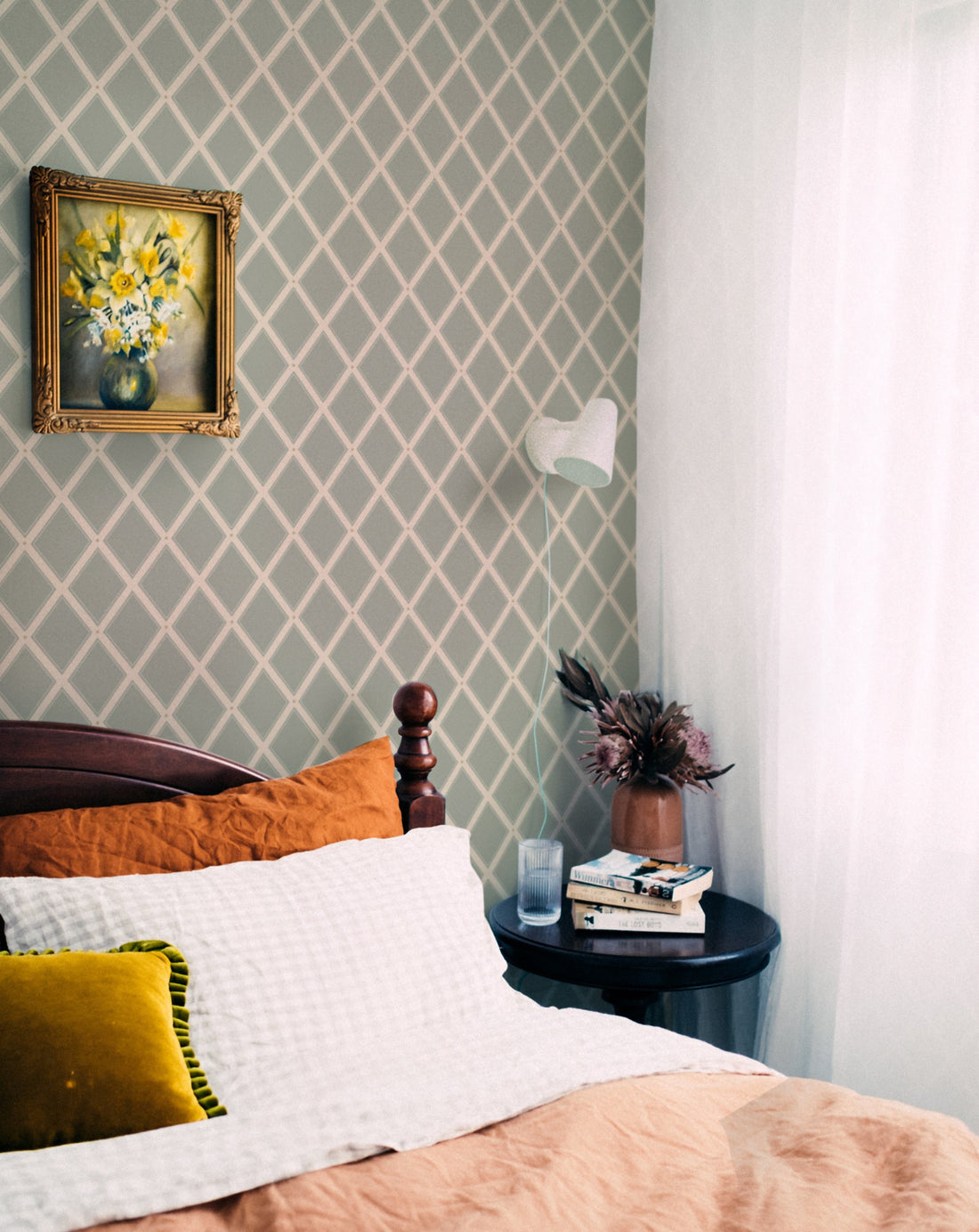 Trellis Wallpaper - Green - Summer Gray